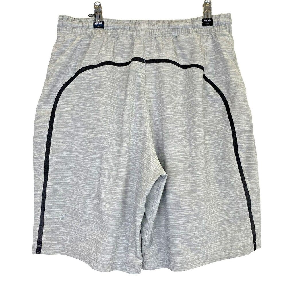 Lululemon Shorts Mens Size Medium Pace Breaker Out Of Mind Liner 9" Gray Grey